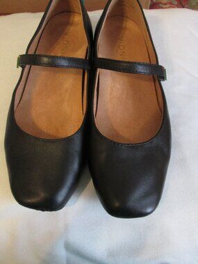 Vionic Women's Black Alameda Mary Jane Flats Size US 7